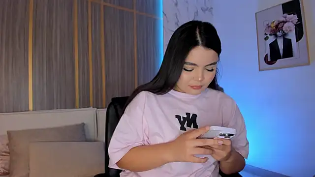 IsabellaAllen online show from 18, 12, 2025