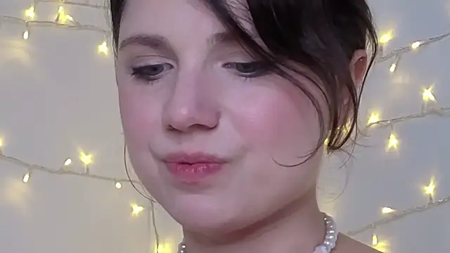 multicutie online show from 13, 12, 2025