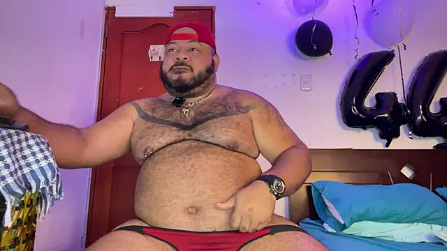 Latino bigcock online show from 9, 1, 2026