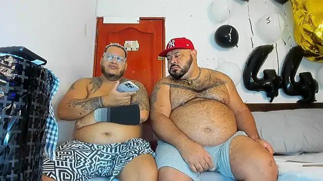 Latino bigcock online show from 17, 12, 2025