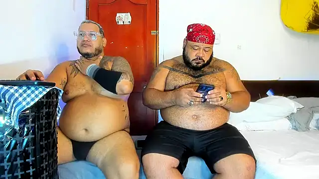 Latino bigcock online show from 29, 11, 2025