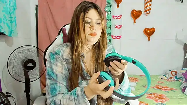 SofiaOlivares online show from 9, 2, 2025