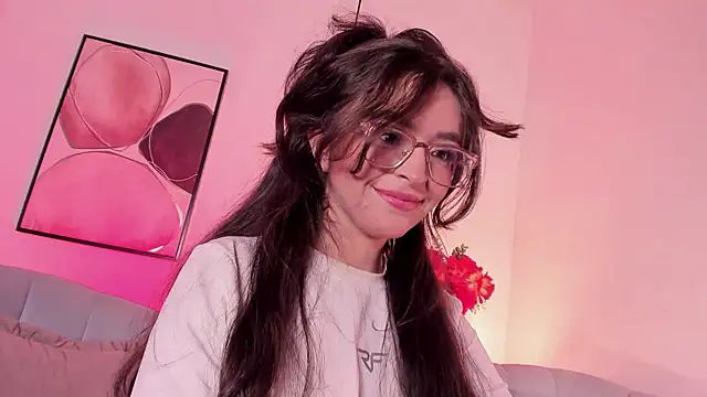 Eva Macalliter online show from 27, 3, 2026