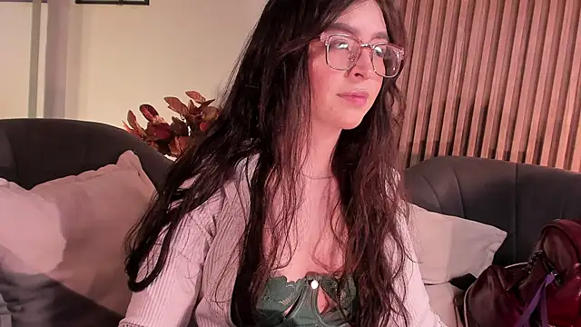 Eva Macalliter online show from 29, 5, 2026