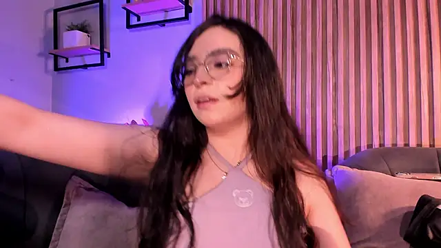 Eva Macalliter online show from 7, 3, 2026