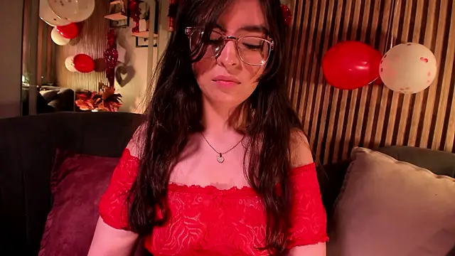 Eva Macalliter online show from 15, 2, 2026