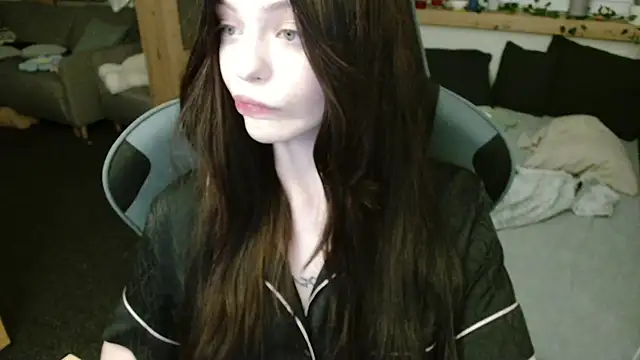 juice-peach online show from 18, 12, 2024