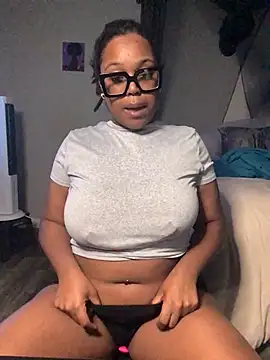 SweetHoneyBunz online show from 26, 9, 2025