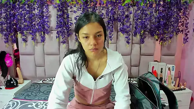 Bich Anal  online show from 24, 2, 2025