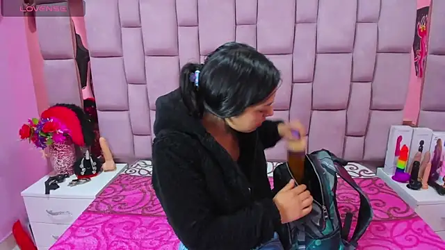 Bich Anal  online show from 28, 2, 2025