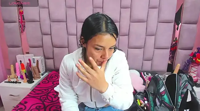 Bich Anal  online show from 17, 3, 2025