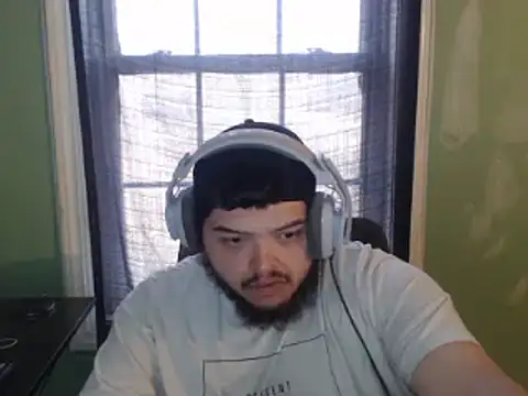 LatinoSized online show from 14, 3, 2025