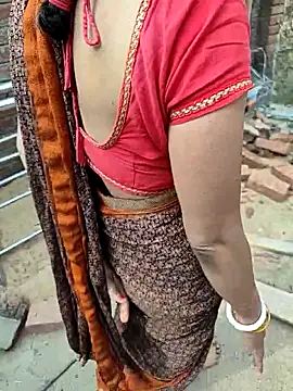 COUPLLE VILLAGE online show from 19, 2, 2026