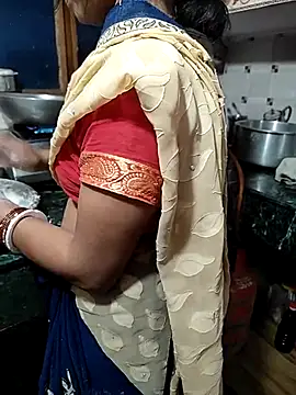 COUPLLE VILLAGE online show from 19, 3, 2025