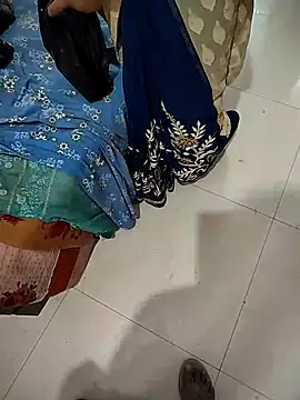 COUPLLE VILLAGE online show from 13, 3, 2025