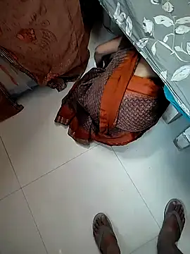 COUPLLE VILLAGE online show from 20, 3, 2025