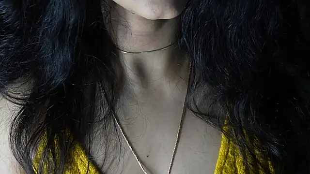 -AyeshaSinghania- online show from 19, 2, 2025