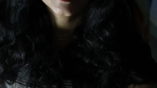 Snapshot of -AyeshaSinghania- chatting on 1, 5, 2026 -AyeshaSinghania- online show from 1, 5, 2026