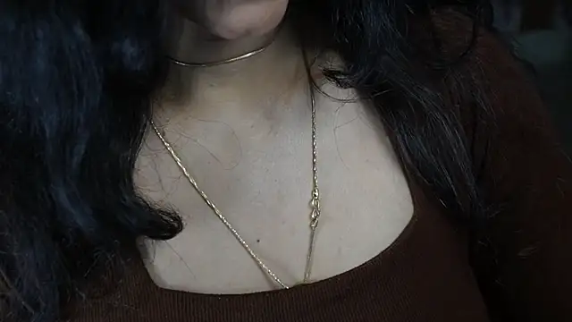 -AyeshaSinghania- online show from 13, 2, 2025