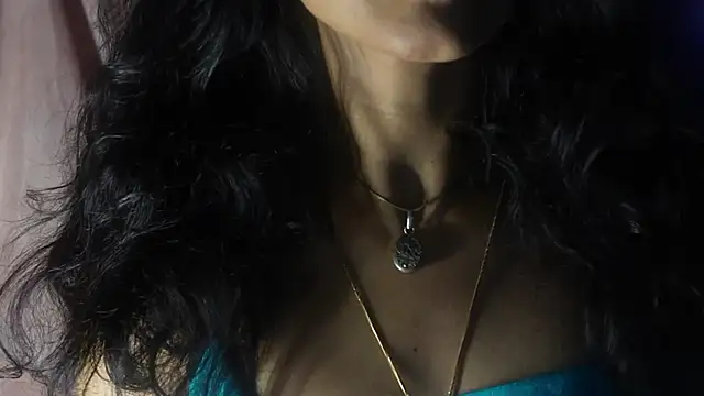 -AyeshaSinghania- online show from 7, 10, 2025