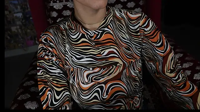 -AyeshaSinghania- online show from 5, 3, 2025