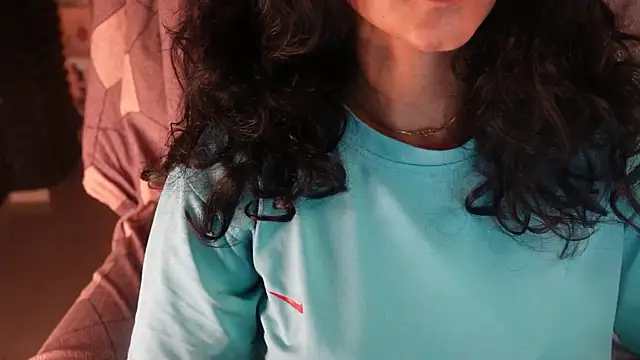 -AyeshaSinghania- online show from 17, 9, 2025