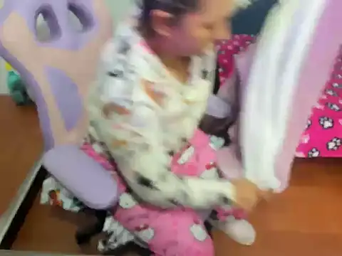 daleska ayala 1 online show from 2, 11, 2025