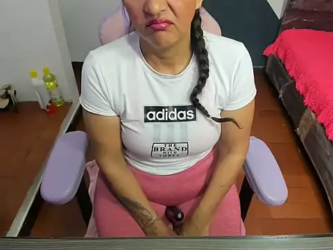 daleska ayala 1 online show from 19, 9, 2025