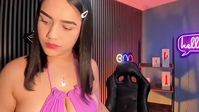 emily roberts1 online show from 13, 3, 2025