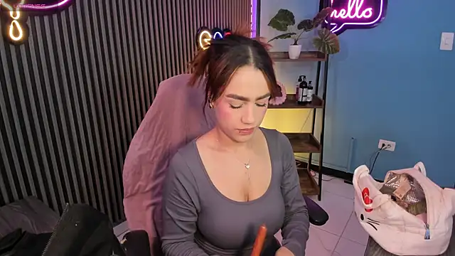 emily roberts1 online show from 30, 10, 2025