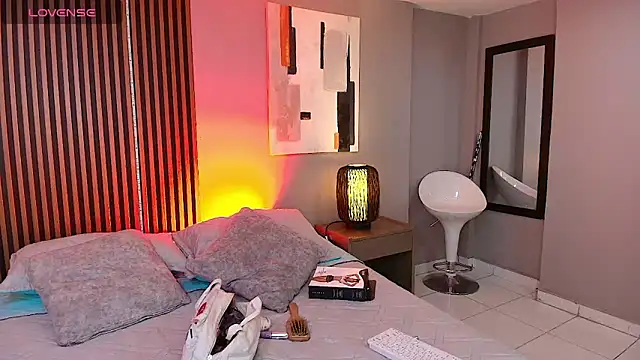 emily roberts1 online show from 1, 10, 2025