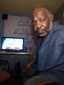 Snapshot of macnificent1fr chatting on 2, 2, 2025 macnificent1fr online show from 2, 2, 2025