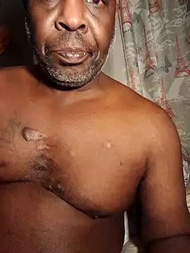 Snapshot of macnificent1fr chatting on 11, 1, 2025 macnificent1fr online show from 11, 1, 2025