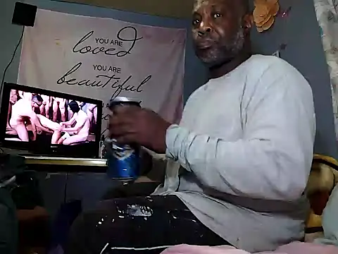 Snapshot of macnificent1fr chatting on 16, 2, 2025 macnificent1fr online show from 16, 2, 2025