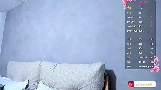 YuliCardona  online show from 20, 5, 2026