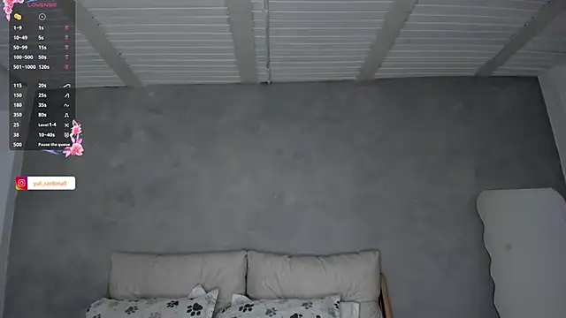 YuliCardona  online show from 8, 5, 2026