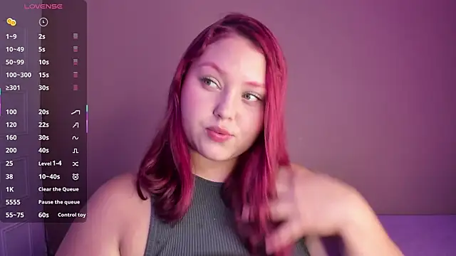 YuliCardona  online show from 17, 10, 2025