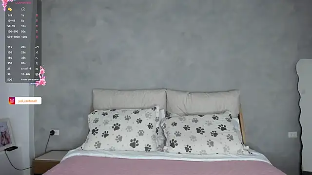 YuliCardona  online show from 11, 5, 2026