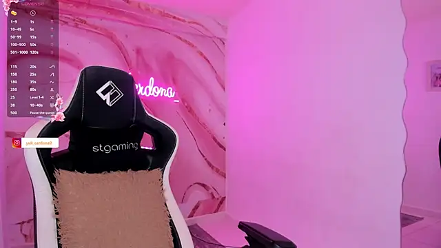 YuliCardona  online show from 21, 4, 2026