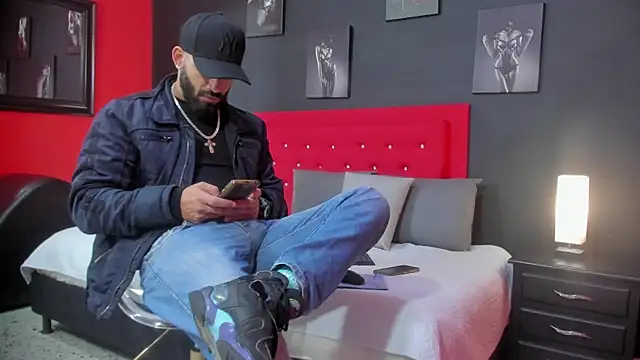 Thiagogomez online show from 25, 9, 2025