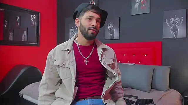 Thiagogomez online show from 3, 10, 2025