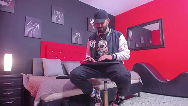 Thiagogomez online show from 30, 11, 2025