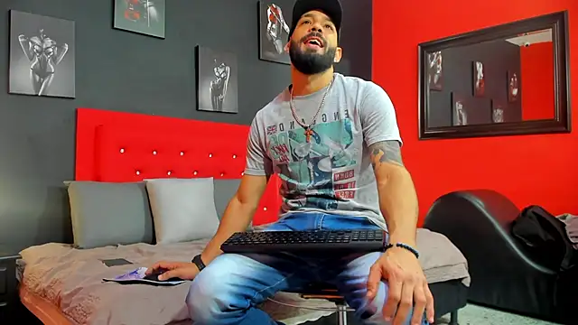 Thiagogomez online show from 23, 9, 2025