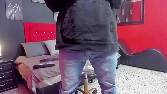 Thiagogomez online show from 18, 10, 2025