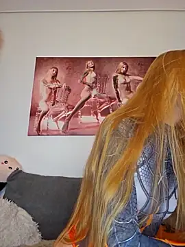 LessiaMia online show from 30, 10, 2025