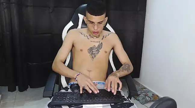 hot king20 online show from 8, 3, 2025