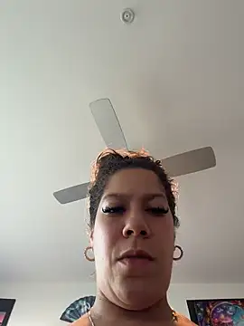 Bigbuttbrooklynn online show from 13, 5, 2026
