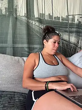 Bigbuttbrooklynn online show from 22, 4, 2026