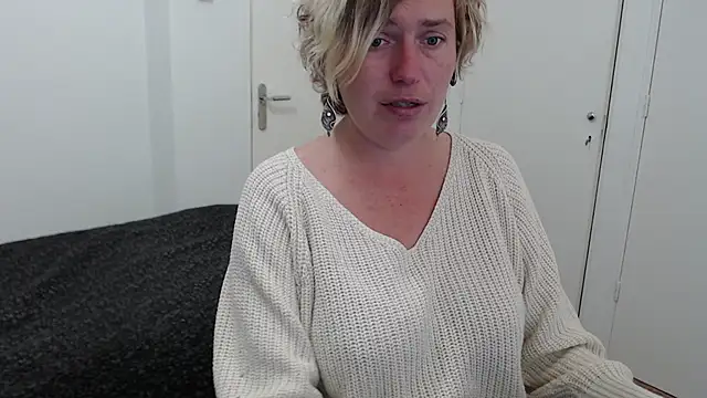 cumfun online show from 21, 10, 2025