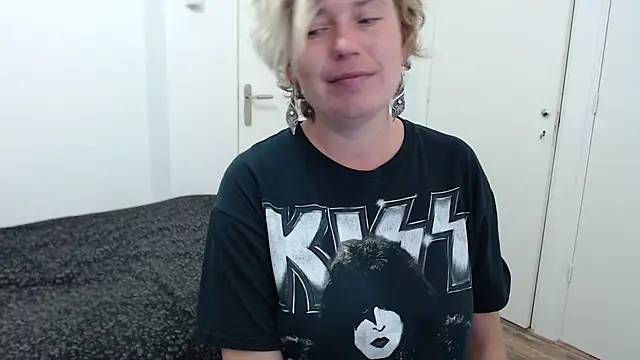 cumfun online show from 12, 10, 2025